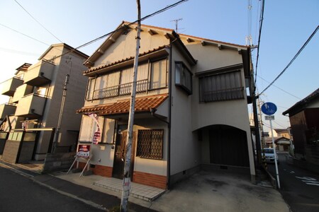寝屋川市木屋町貸家外観写真