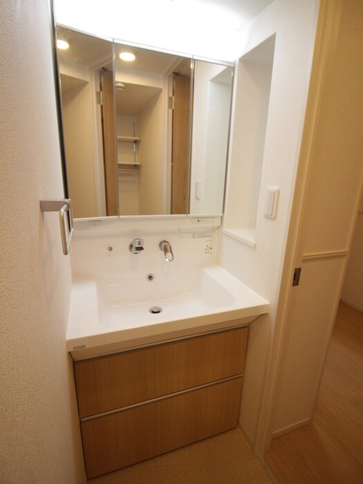 物件内観写真13　(洗面)