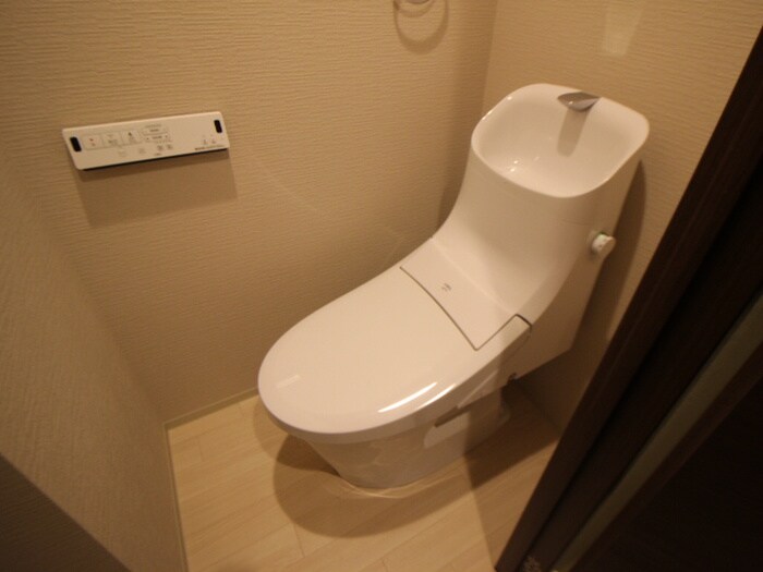 物件内観写真13　(トイレ)