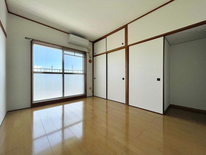 物件内観写真9　(居室)