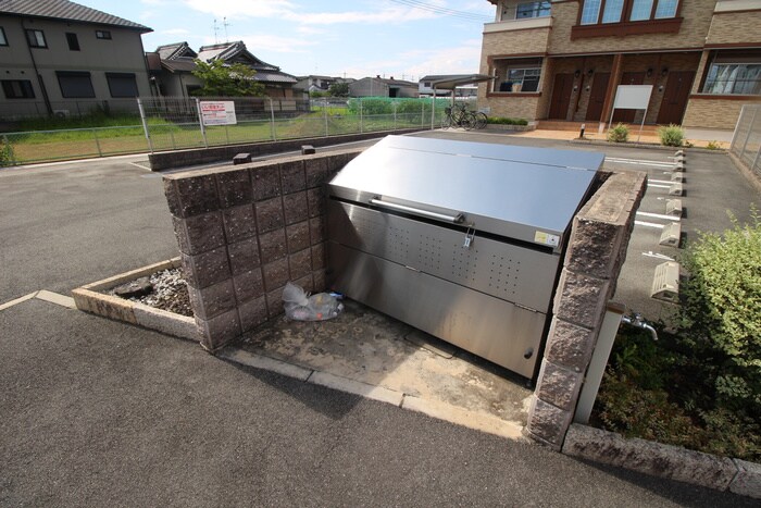 物件外観写真6　(建物設備)