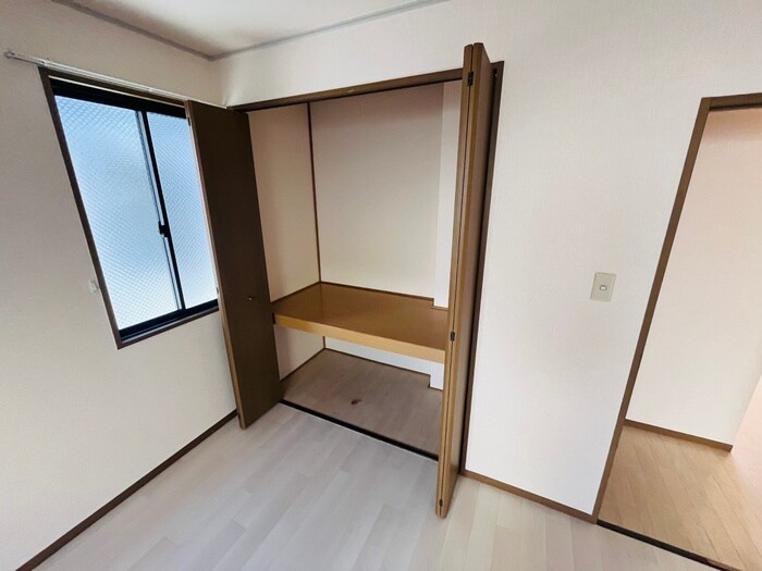 物件内観写真18　(収納)