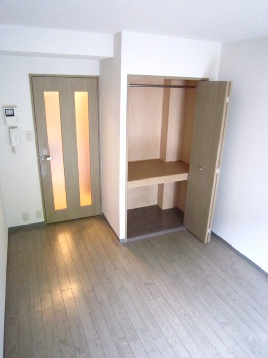 物件内観写真5　(居室)