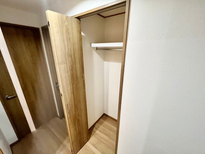 物件内観写真18　(収納)