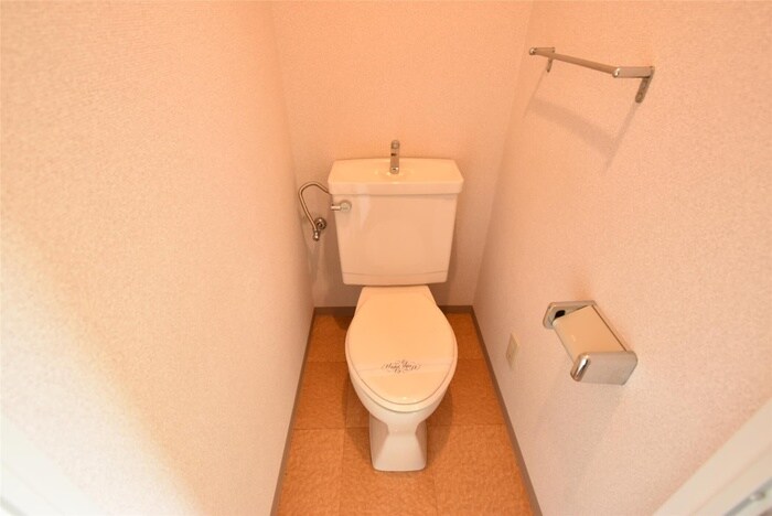 物件内観写真10　(トイレ)