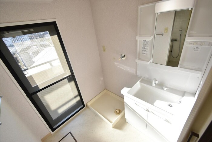 物件内観写真11　(洗面)