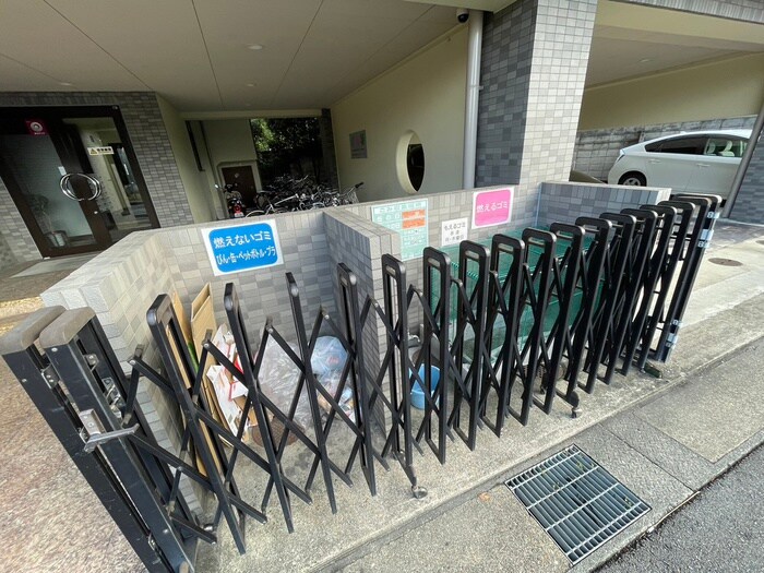 物件外観写真6　(建物設備)