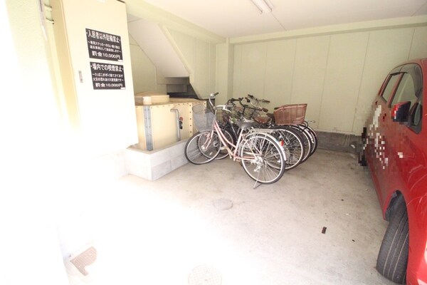 駐輪場