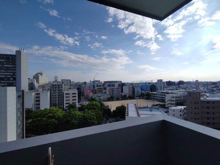 物件内観写真19　(室内からの展望)