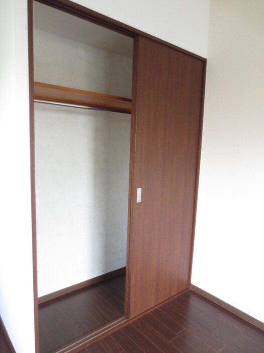 物件内観写真13　(収納)
