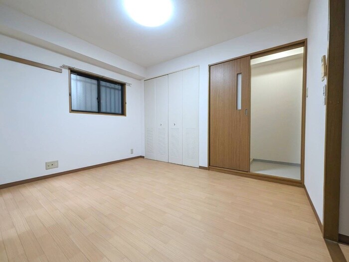 物件内観写真13　(居室)