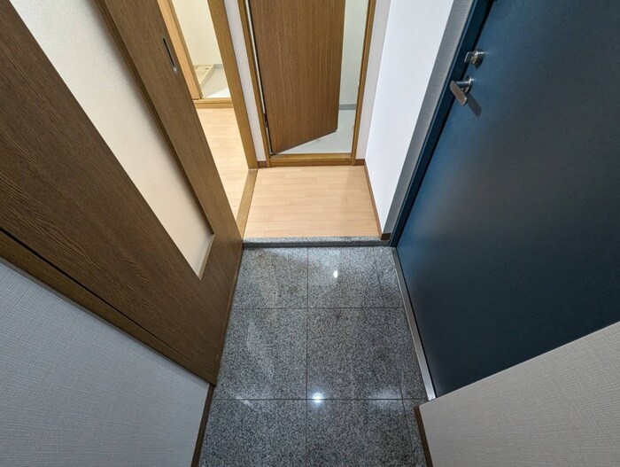 物件内観写真20　(玄関)