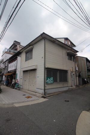 松尾様貸店舗外観写真