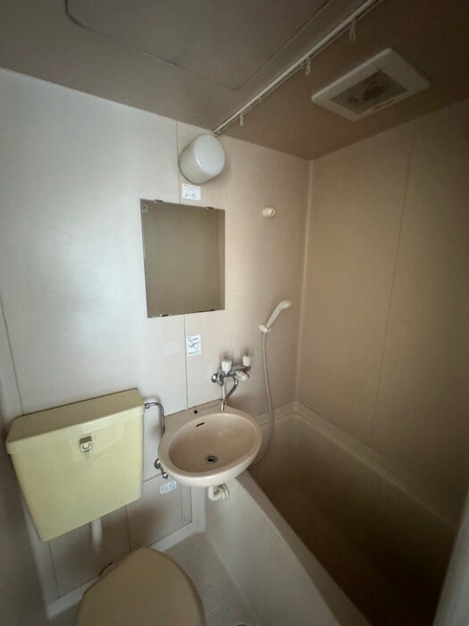 物件内観写真12　(洗面)