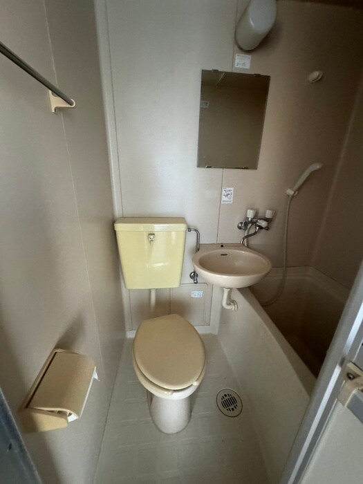 物件内観写真13　(トイレ)