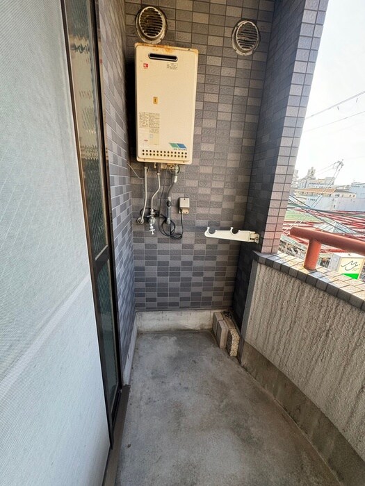 物件内観写真19　(洗濯機置場)