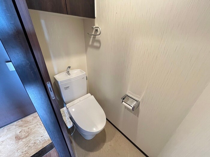 物件内観写真12　(トイレ)