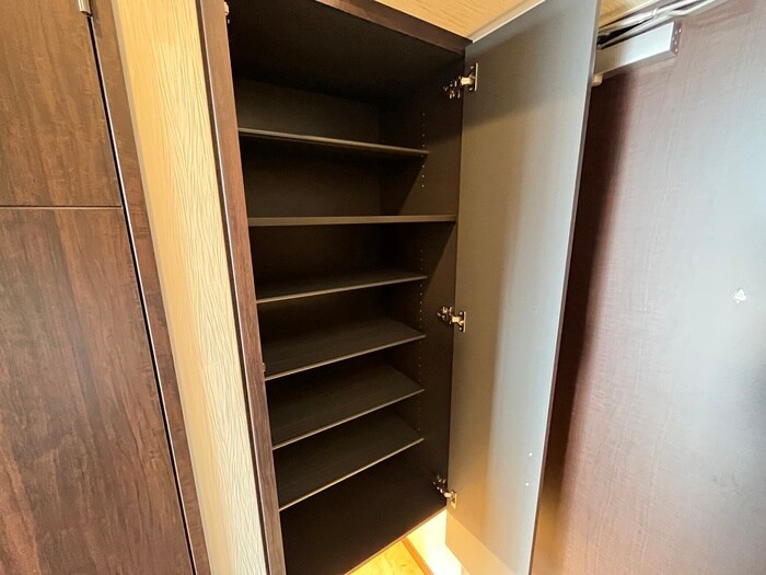 物件内観写真17　(靴箱)