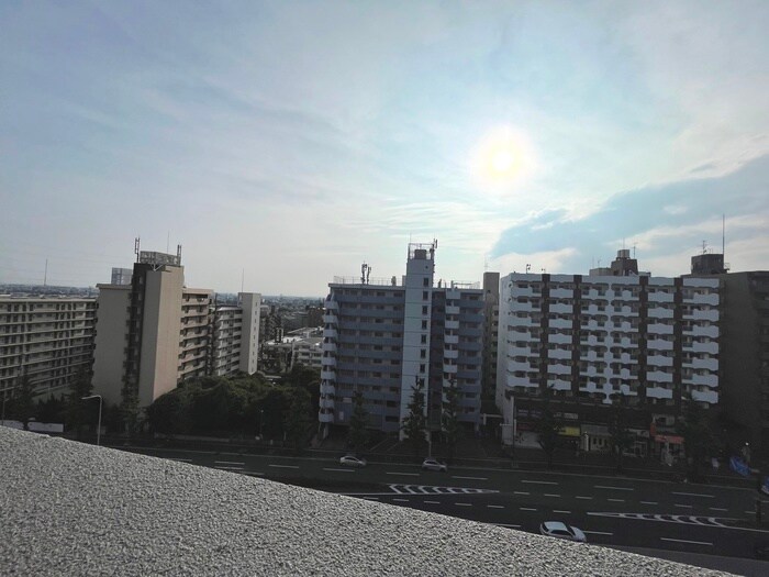 物件内観写真19　(室内からの展望)