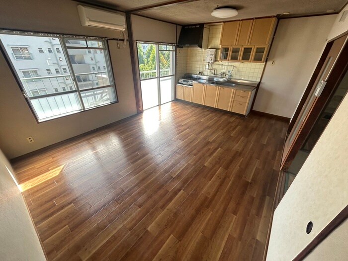 物件内観写真9　(居室)