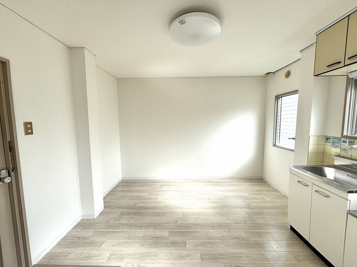 物件内観写真15　(居室)