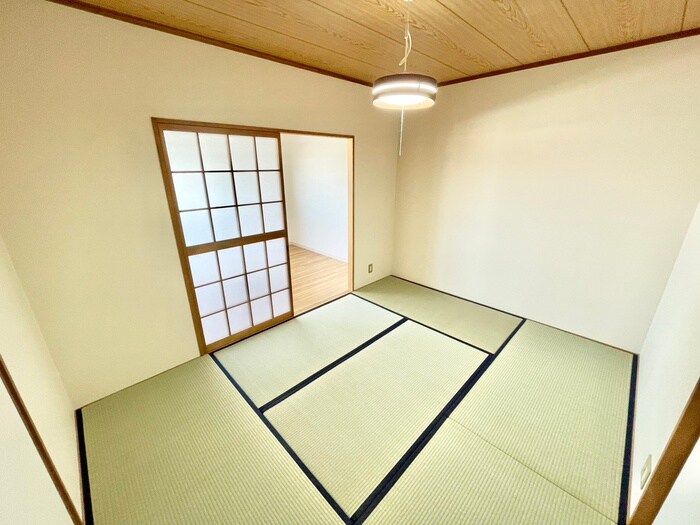 物件内観写真11　(居室)