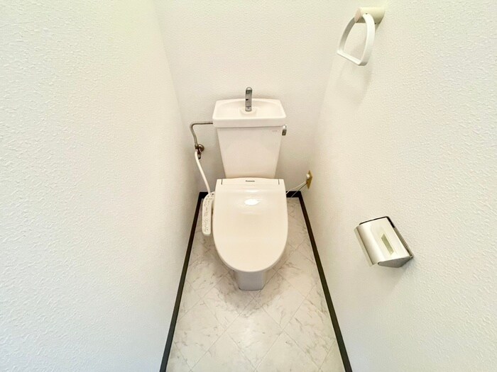 物件内観写真17　(トイレ)