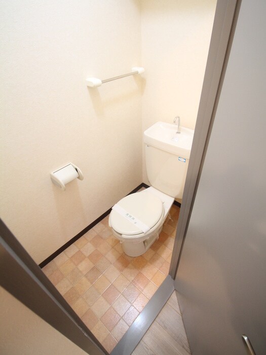 物件内観写真11　(トイレ)