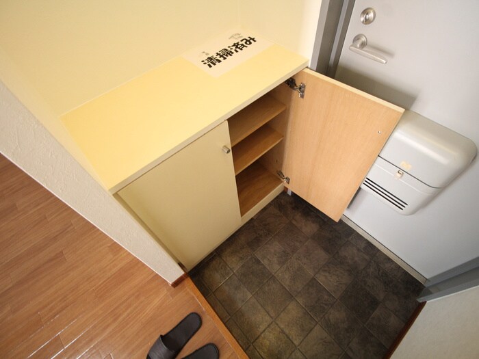 物件内観写真14　(靴箱)