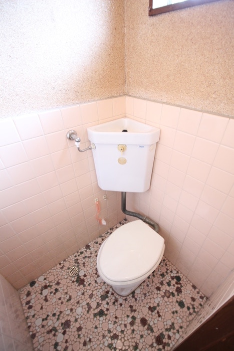 物件内観写真8　(トイレ)