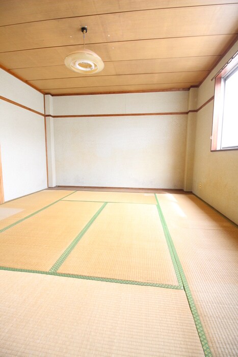 物件内観写真13　(居室)