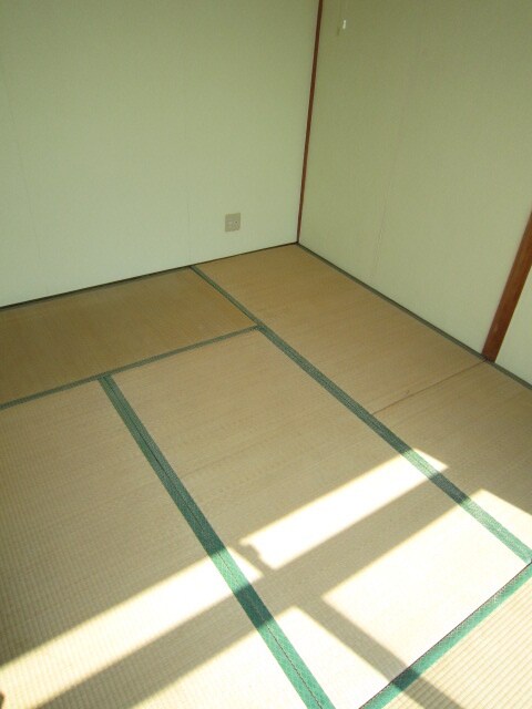 物件内観写真14　(居室)