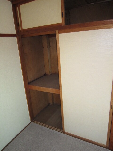 物件内観写真15　(収納)