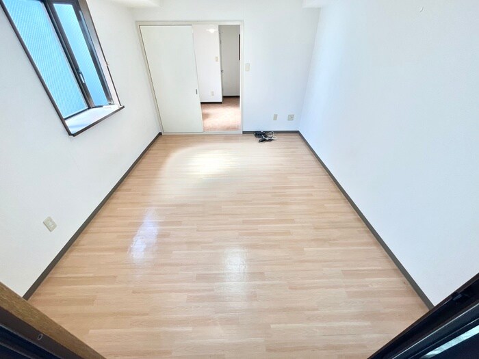 物件内観写真10　(居室)