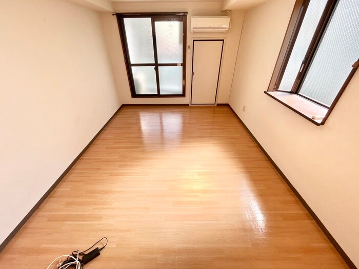 物件内観写真11　(居室)