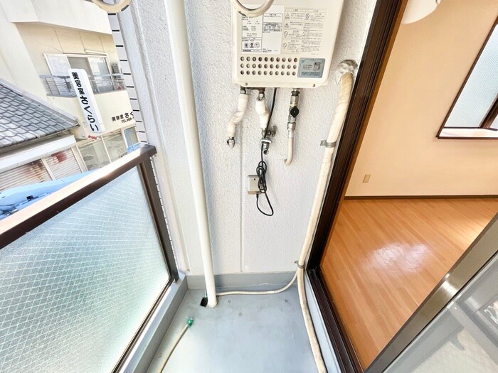 物件内観写真19　(洗濯機置場)