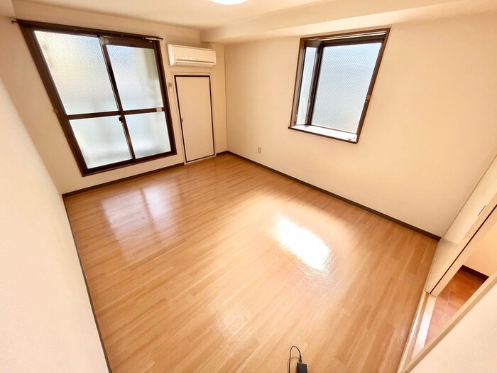 物件内観写真21　(居室)