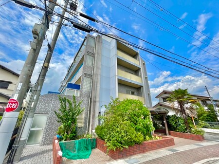 アビタシオン　アールデコ外観写真