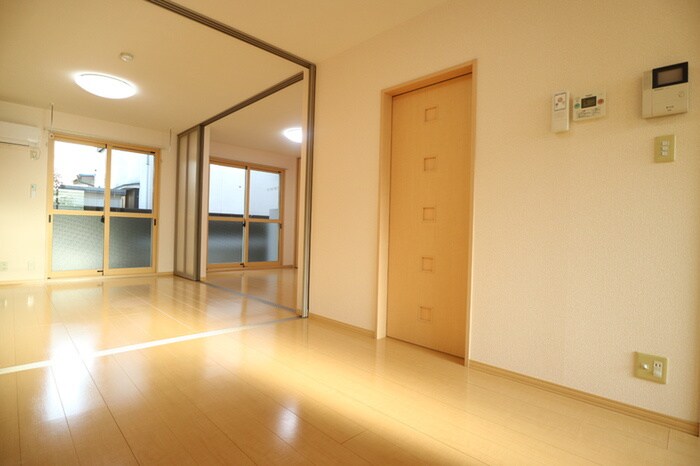 物件内観写真7　(居室)