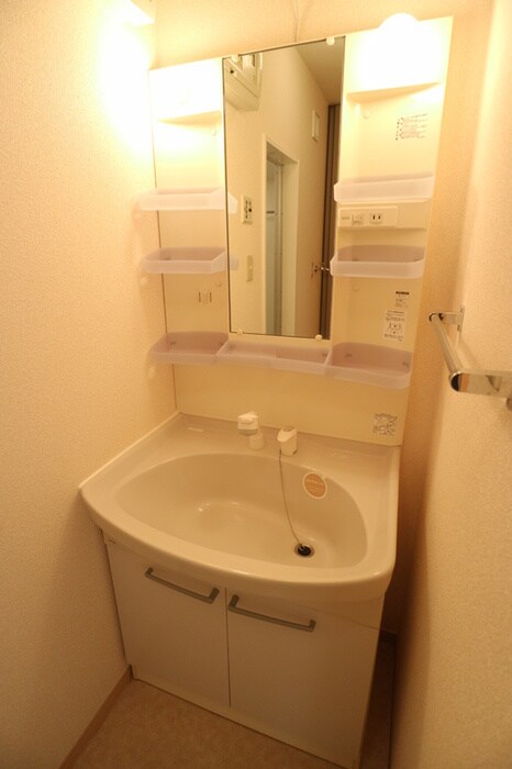 物件内観写真11　(洗面)