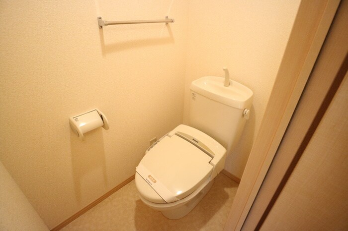 物件内観写真13　(トイレ)