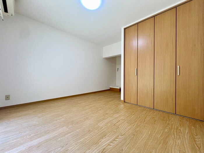 物件内観写真8　(内観写真)