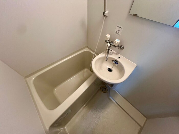 物件内観写真12　(バス／シャワールーム等)