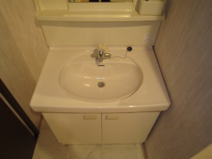 物件内観写真11　(洗面)