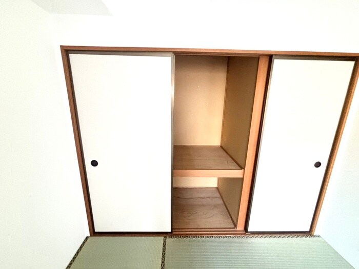 物件内観写真15　(収納)