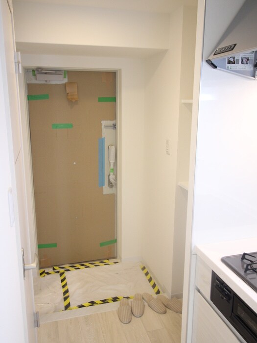 物件内観写真14　(玄関)