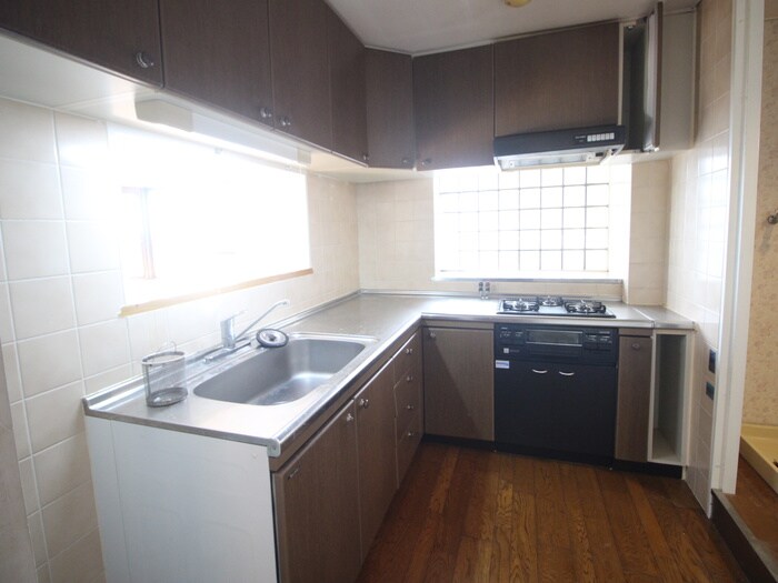 物件内観写真8　(キッチン)
