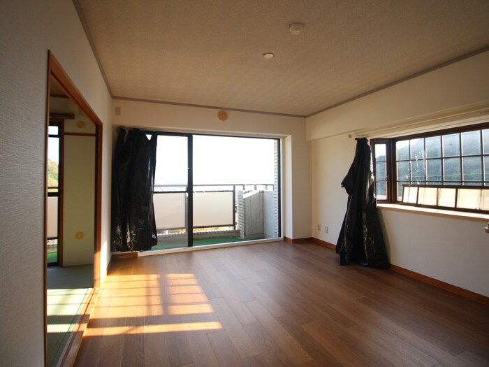 物件内観写真21　(居室)