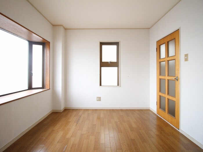 物件内観写真11　(居室)