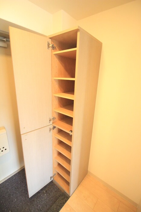 物件内観写真17　(靴箱)